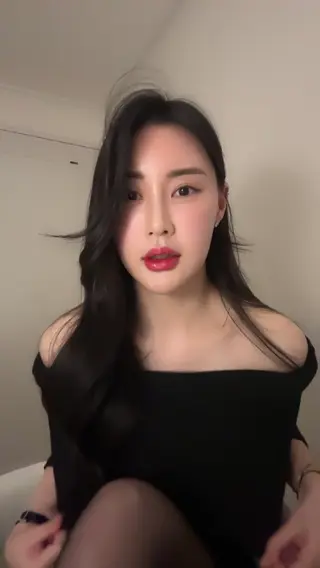 adore_youuun leaked video, frame 2
