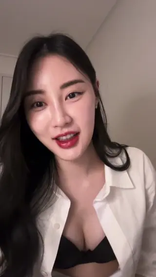 adore_youuun leaked video, frame 5