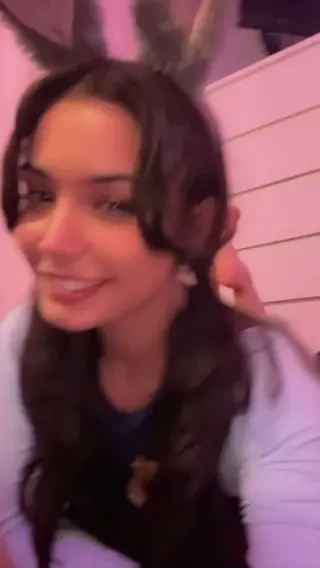 alee_babe leaked video, frame 6