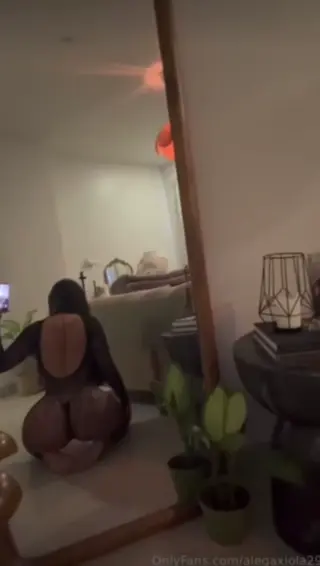 alegaxiola29 leaked video, frame 5