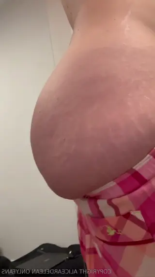 aliceardelean leaked video, frame 2
