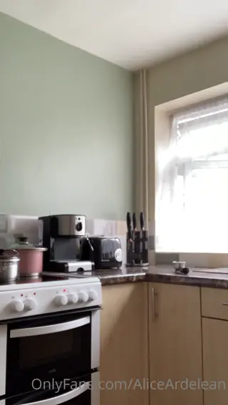 aliceardelean leaked video, frame 3
