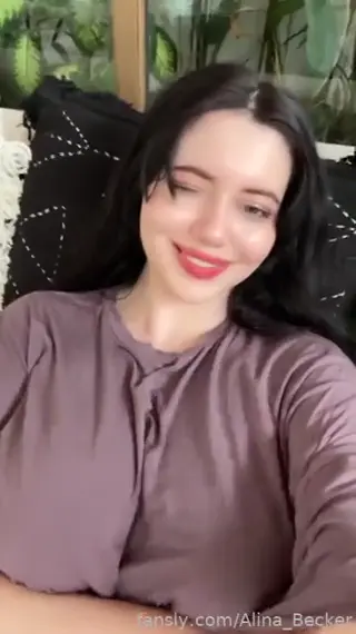 alina_becker leaked video, frame 1