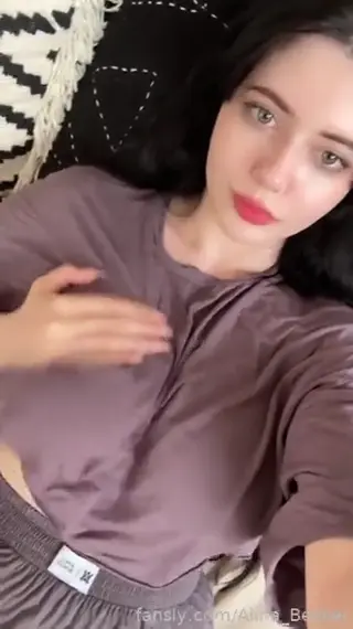 alina_becker leaked video, frame 4