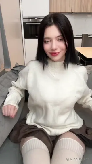 alina_becker leaked video, frame 4