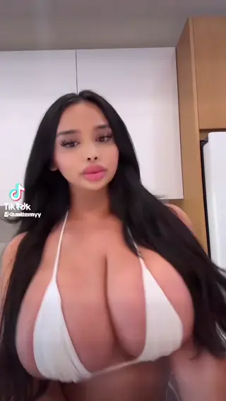 amburnee leaked video preview