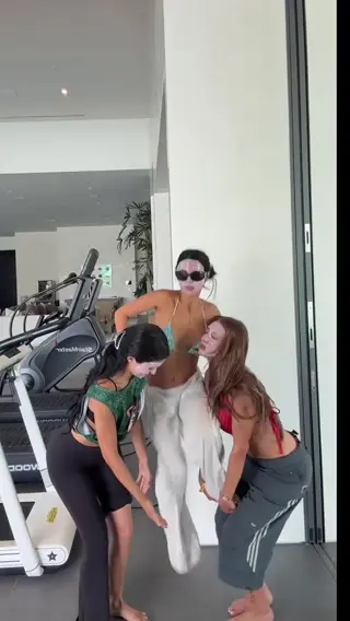 anastasia_karanikolaou leaked video, frame 3