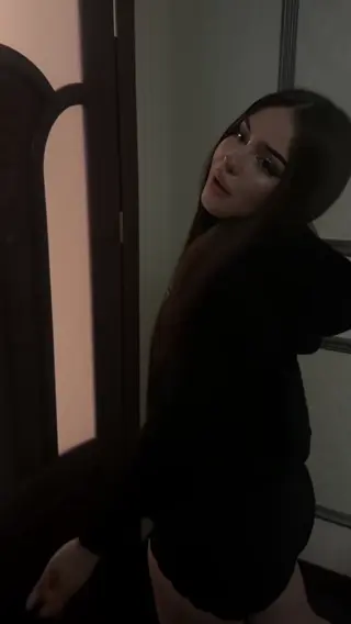 aneylyve leaked video, frame 3