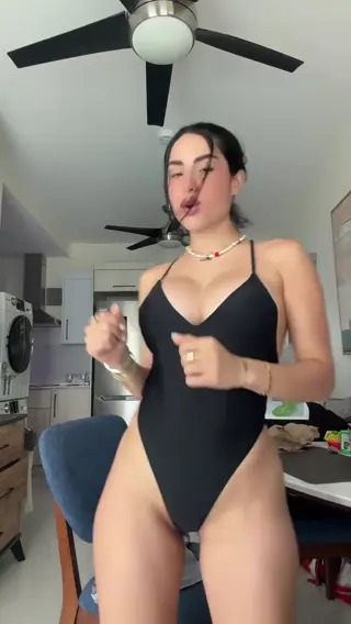 angeelaalvarezz leaked video preview