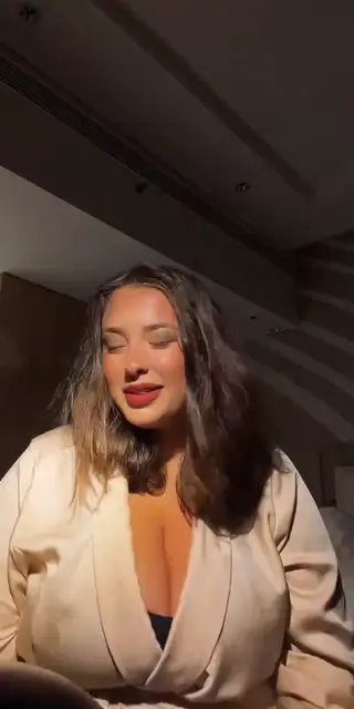 anna__moon leaked video, frame 3