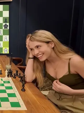 annacramling leaked video, frame 1