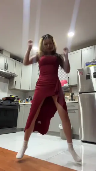 anniezheng.x leaked video, frame 4