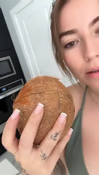 areliann leaked video, frame 6