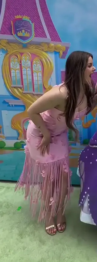 ariel_winter leaked video, frame 3