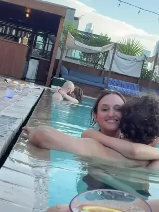 ariel_winter leaked video, frame 5