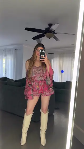 ariel_winter leaked video, frame 1