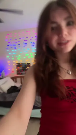 ashleyb4253 leaked video, frame 3
