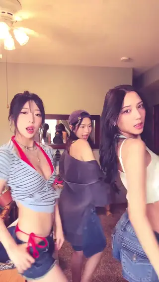 ashleychaee leaked video, frame 2