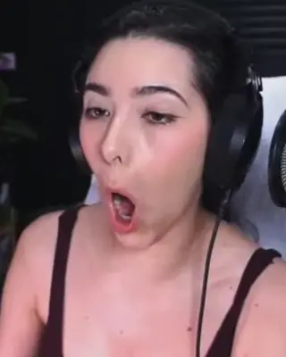 asmrglow leaked video preview