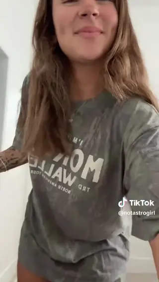 astr0girll... leaked video, frame 4