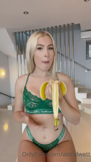 astridwett leaked video, frame 6