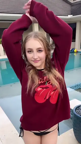 avacherrry leaked video, frame 3