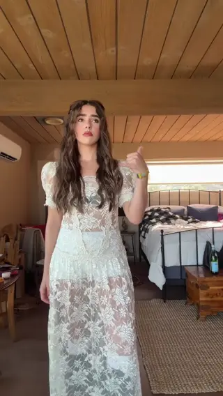 aviacolette leaked video, frame 3