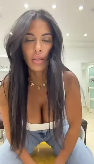 ayem_nour leaked video, frame 6