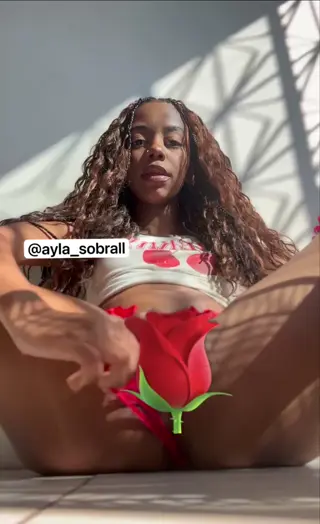 ayla_sobrall leaked video, frame 3