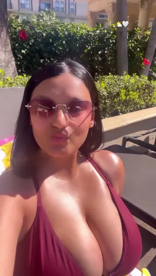 _ayushaaaa__ leaked video, frame 4