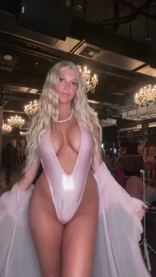 badbitchzonly1 leaked video, frame 3