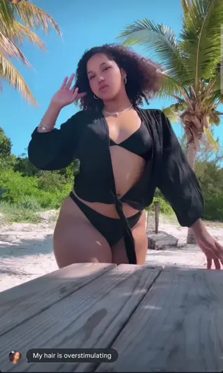 bahamian_girls leaked video, frame 4