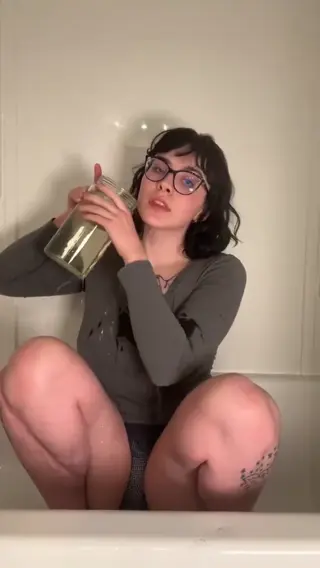 begging_to_be_used leaked video, frame 4