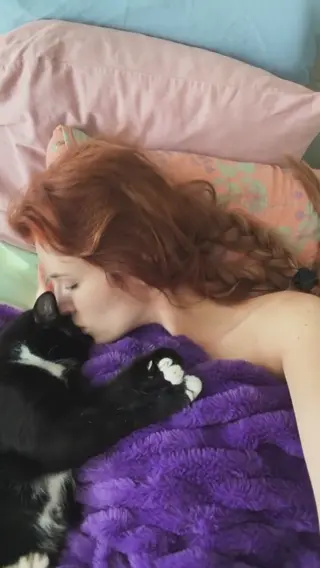 bellathorne leaked video, frame 5