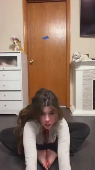 bethanylouwhoo leaked video, frame 1