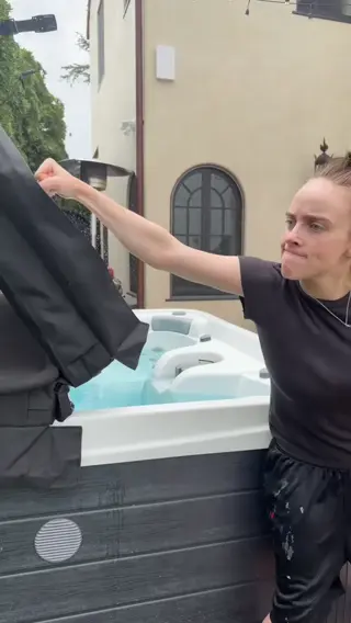 billie_eilish leaked video, frame 3