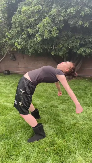 billie_eilish leaked video, frame 6
