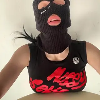 billie_eilish leaked video, frame 2