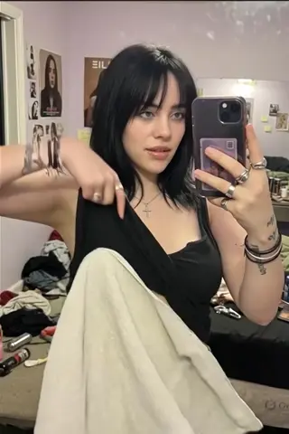 billie_eilish leaked video, frame 2