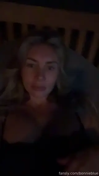 bonnieblue_xoxo leaked video, frame 2