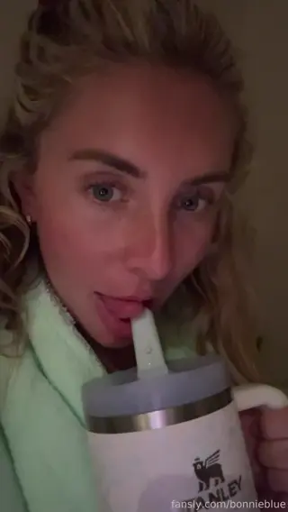 bonnieblue_xoxo leaked video preview