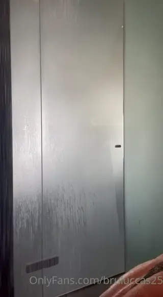 bruluccas30 leaked video, frame 6