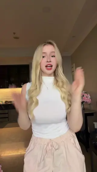 bulebarbie_official leaked video, frame 6