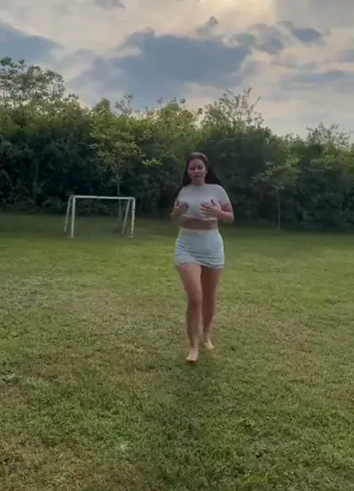 bustyemily leaked video, frame 1