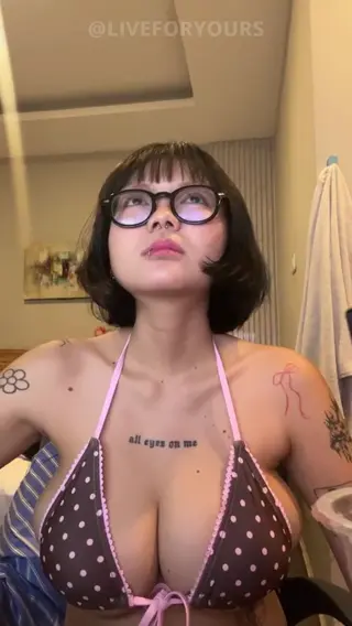 ___c._.b_ leaked video, frame 6