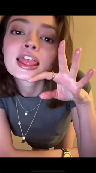caitlinerinoneill leaked video, frame 4