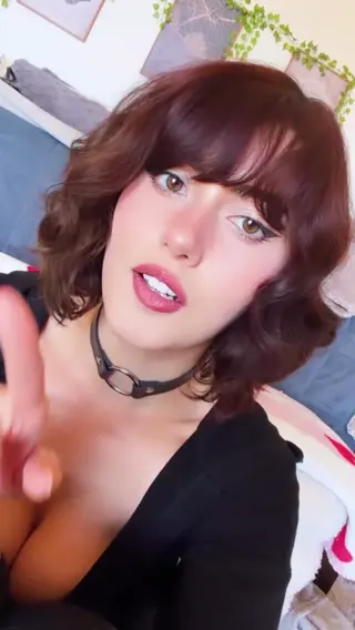 candylioncos leaked video, frame 5