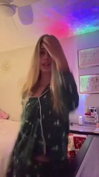cararhodee leaked video, frame 3
