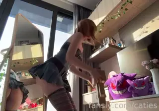 caties leaked video, frame 2