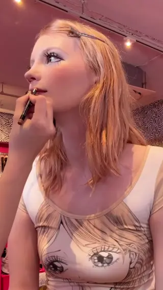 caties leaked video, frame 2